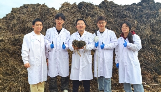 “化废成宝”团队深入肥料厂与蔗区一线，以科技赋能糖业绿色转型与乡村振兴